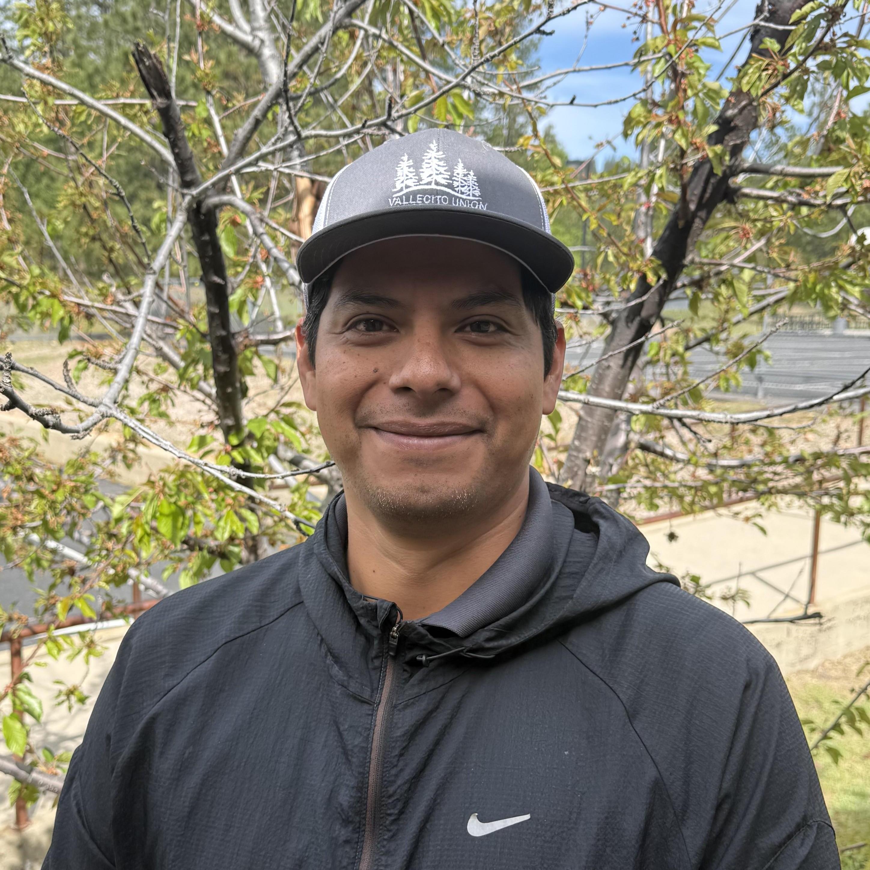 GeorgeSolis's Profile Photo