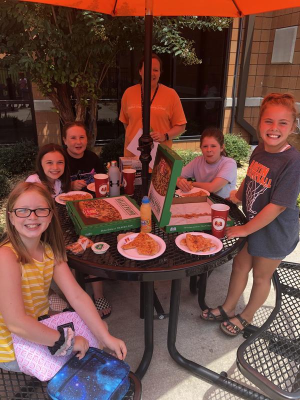 4th and 5th Grade Summer Assignment Celebrations! Featured Photo