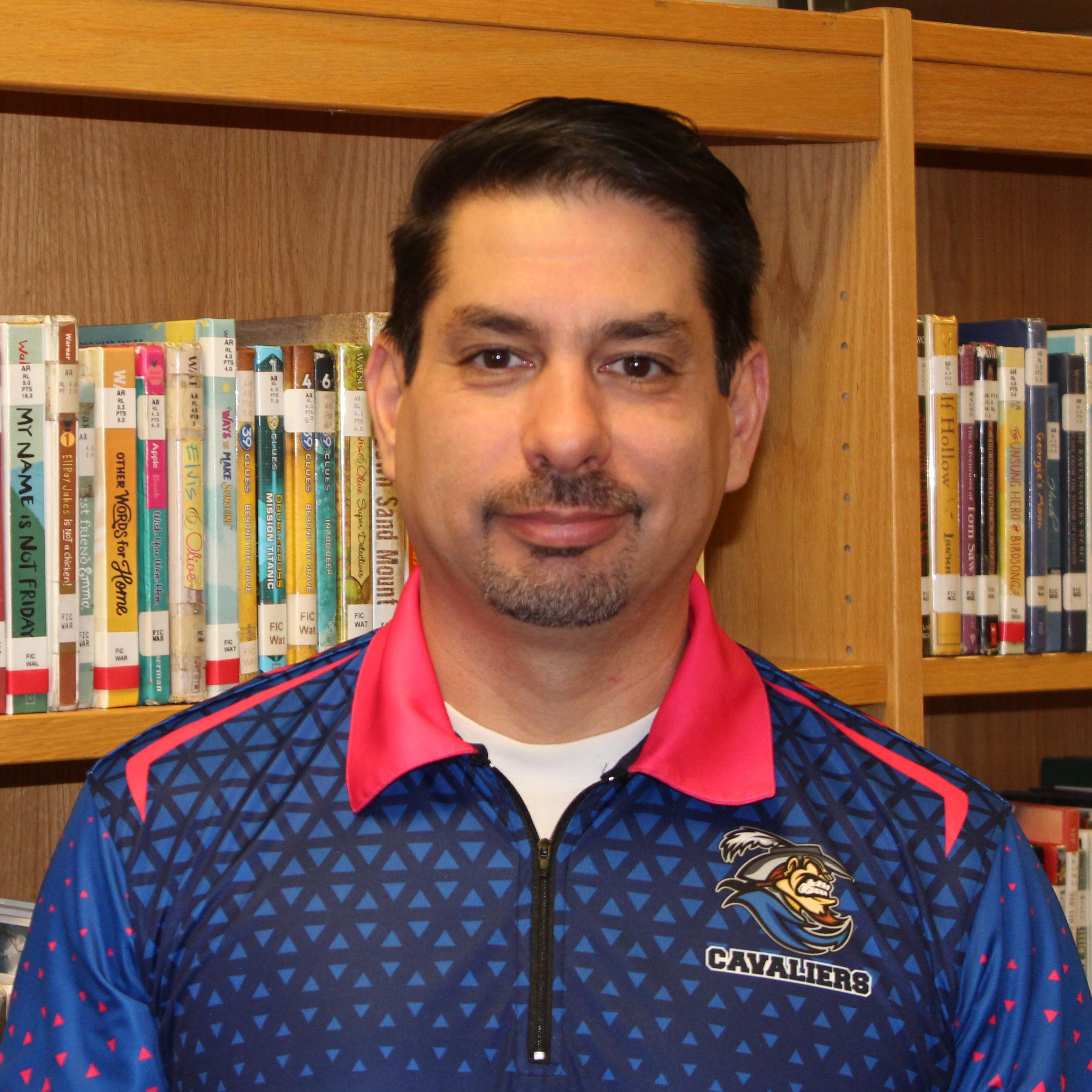 AlbertoGonzalez's Profile Photo