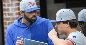 Pirate head coach is stepping down at the end of the season