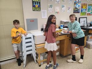Upper Elementary 6th Grade Science Completes Thermal Insulator Project