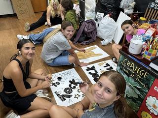 STUDENTS PAINTING