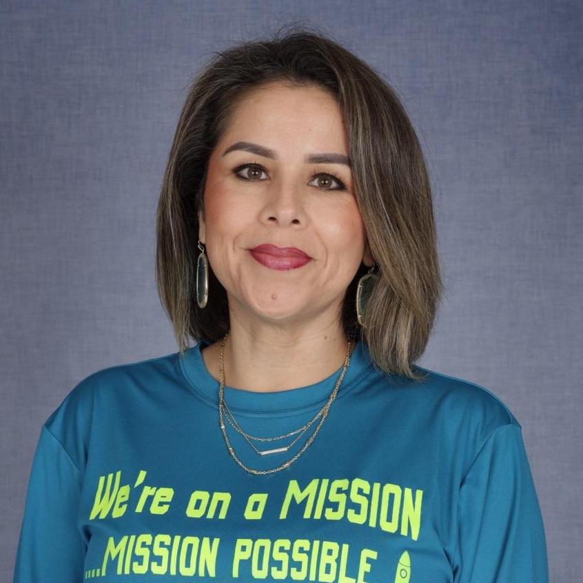 MayraGarza's Profile Photo