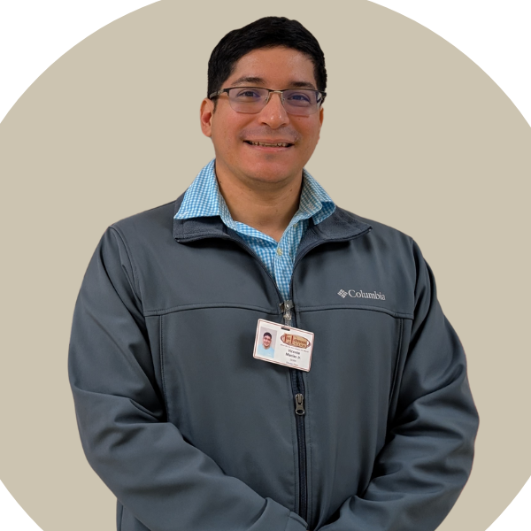 VicenteMacias's Profile Photo