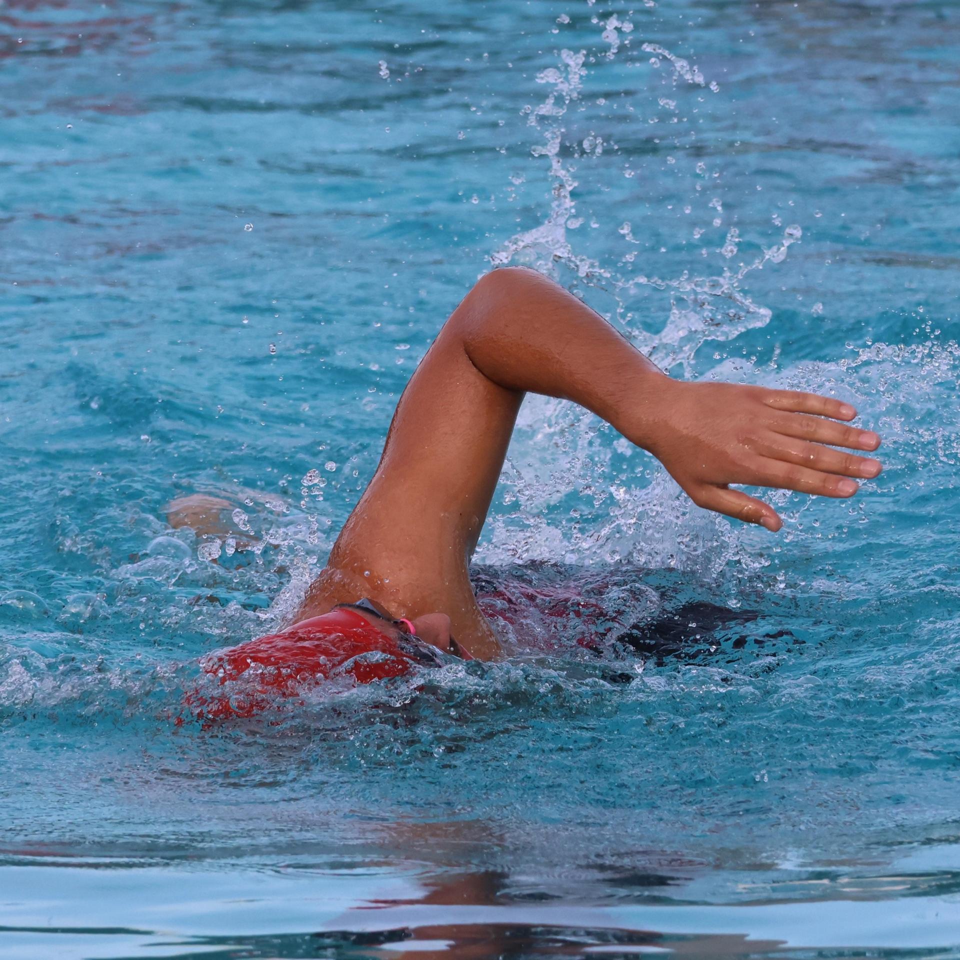 Ross Munoz swimming