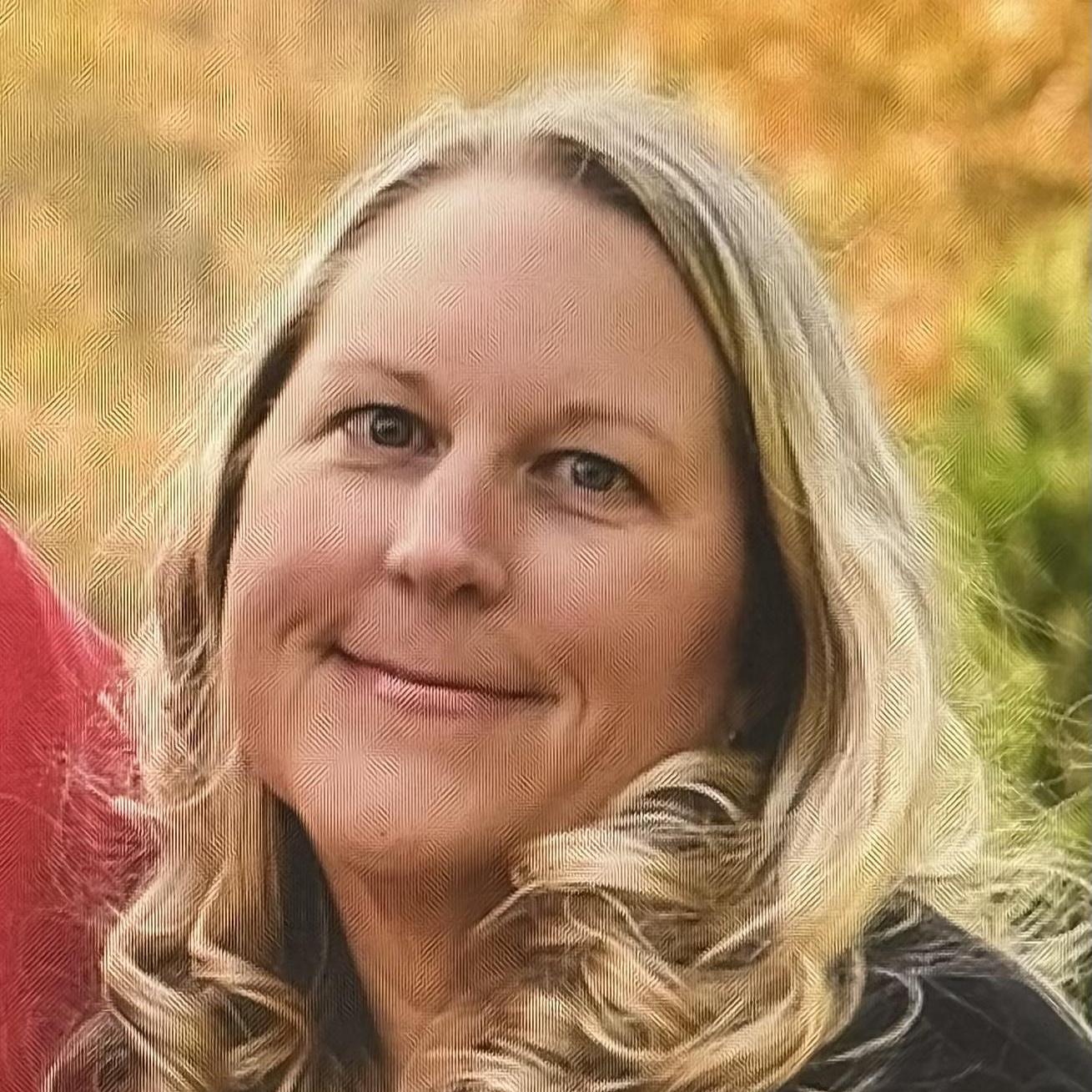 AmyBennington's Profile Photo
