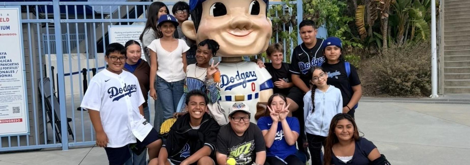 Student Council kiddos take on the Dodger Game!