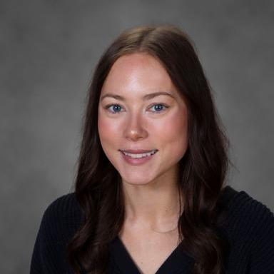 HollyRowe's Profile Photo