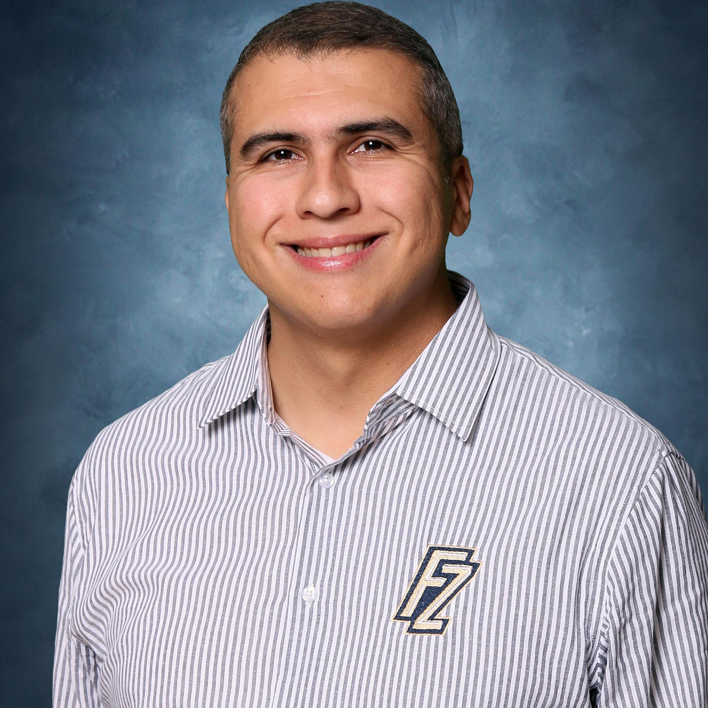 JosueCareaga's Profile Photo