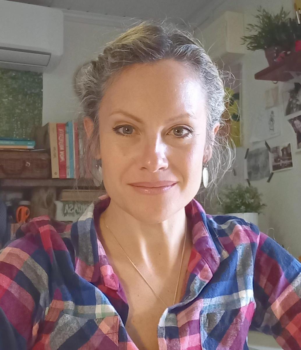 photo of author and illustrator Nat Cardozo