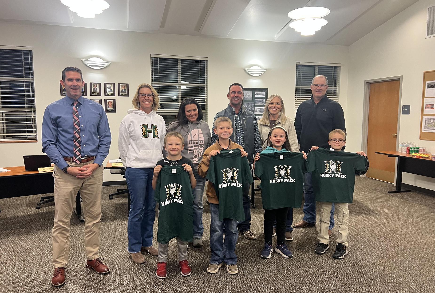 Elementary School Ninja Run winners and Board of Education