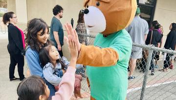 High 5 the Butler Bear