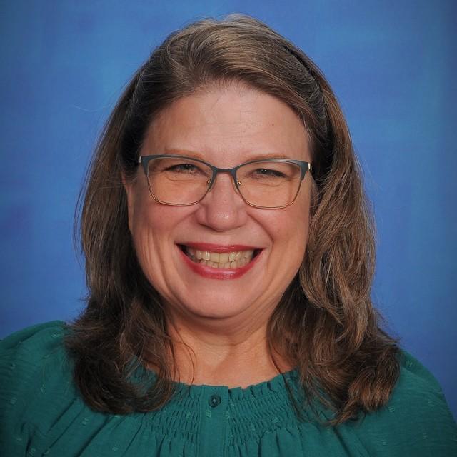 DeborahToews's Profile Photo