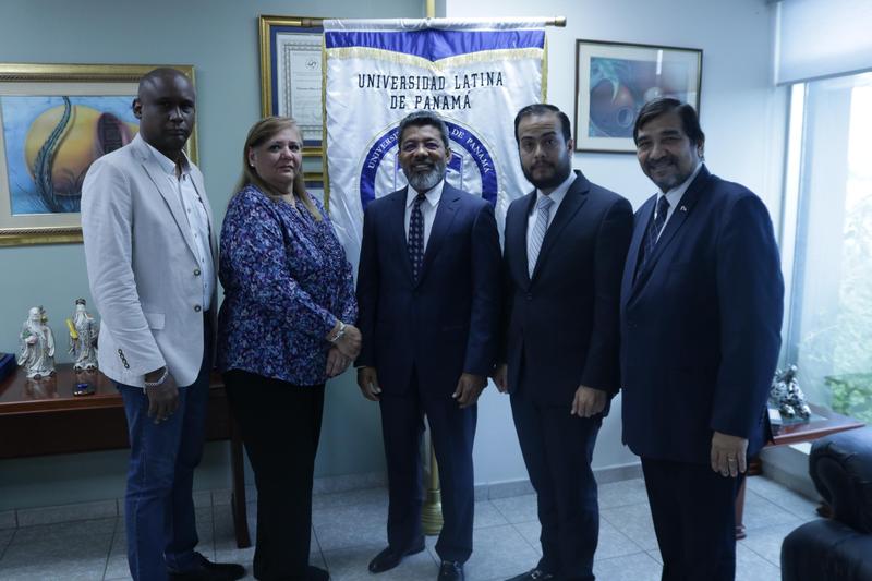 Firma de Convenio BDO & ULATINA Featured Photo