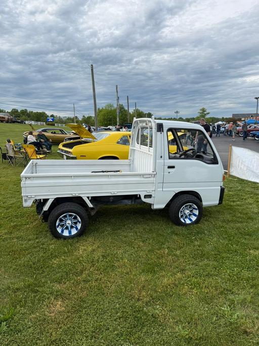 Pictures from the car show.