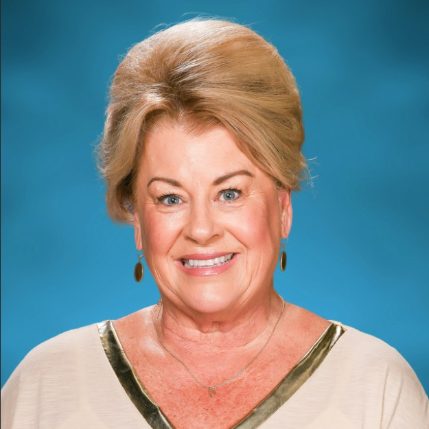 HollyPietsch's Profile Photo