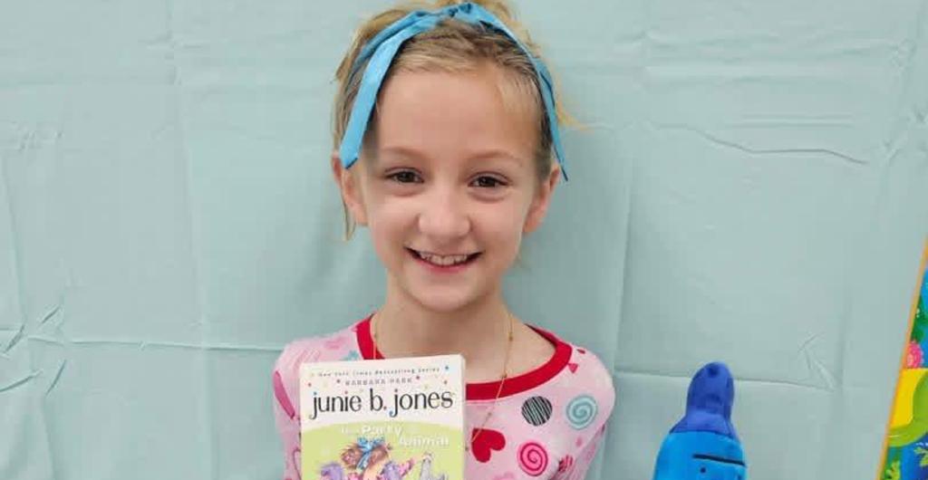 Student dressed up as book character