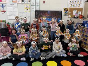 Thanksgiving lessons with turkeys, balloons, friends and a bit of giving