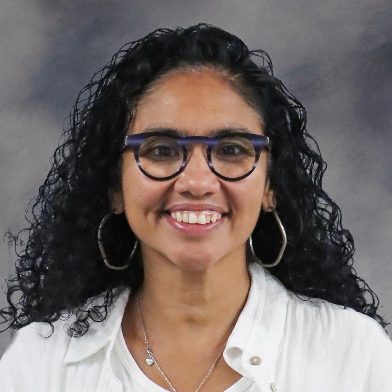 DeliaLozano's Profile Photo