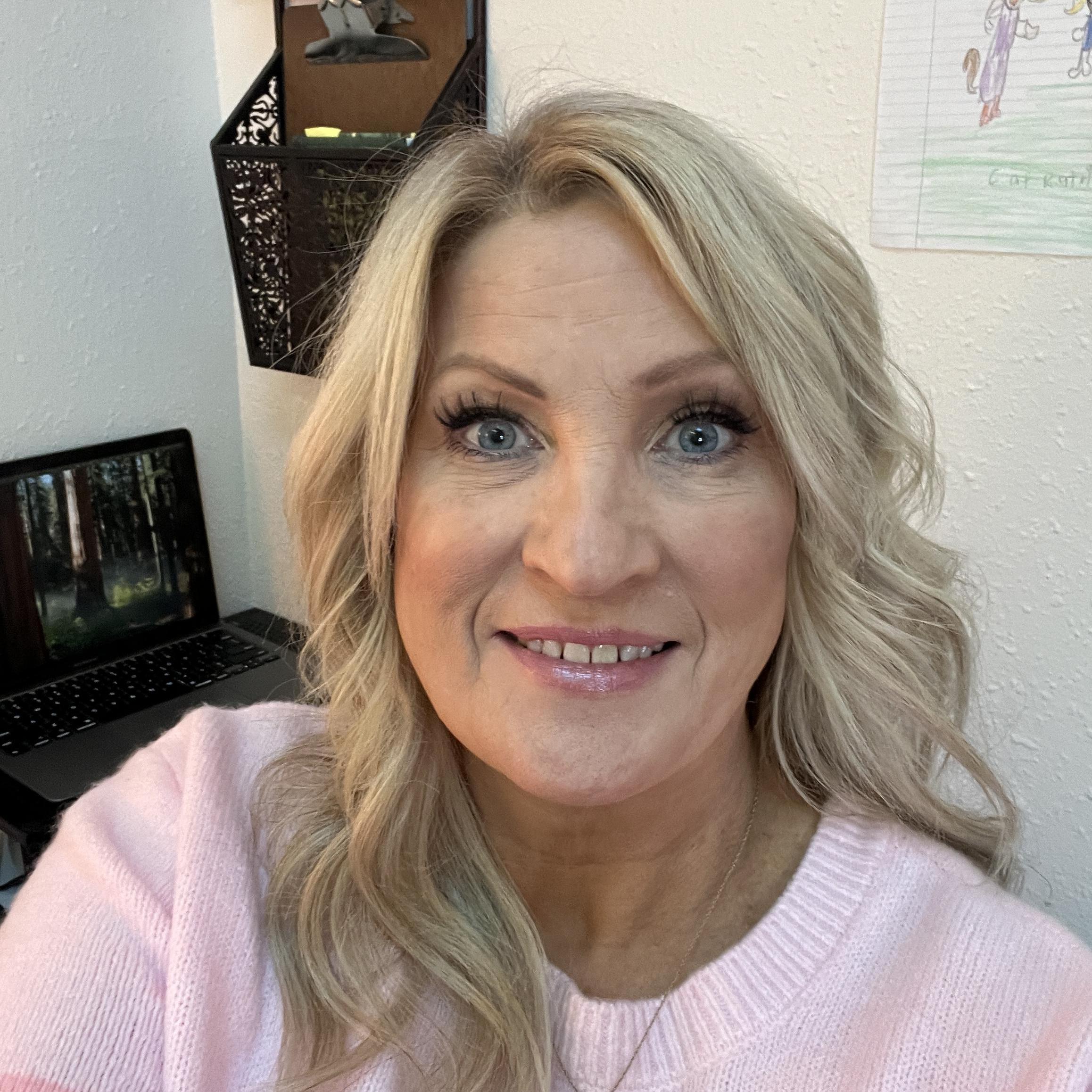 JulieneCornman's Profile Photo