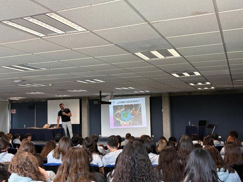 Agradecemos la visita de Daniel Piceno Featured Photo