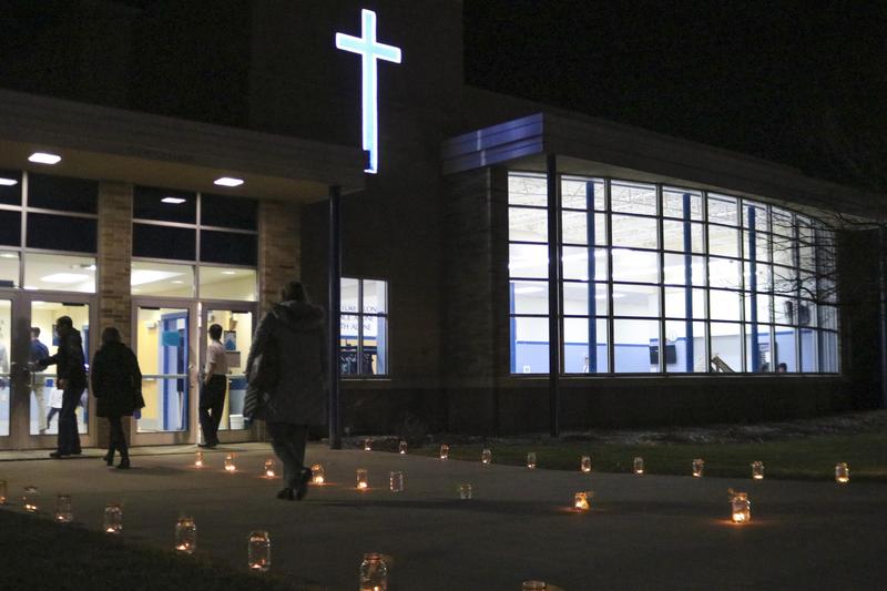 Luminaries for Loved Ones Featured Photo