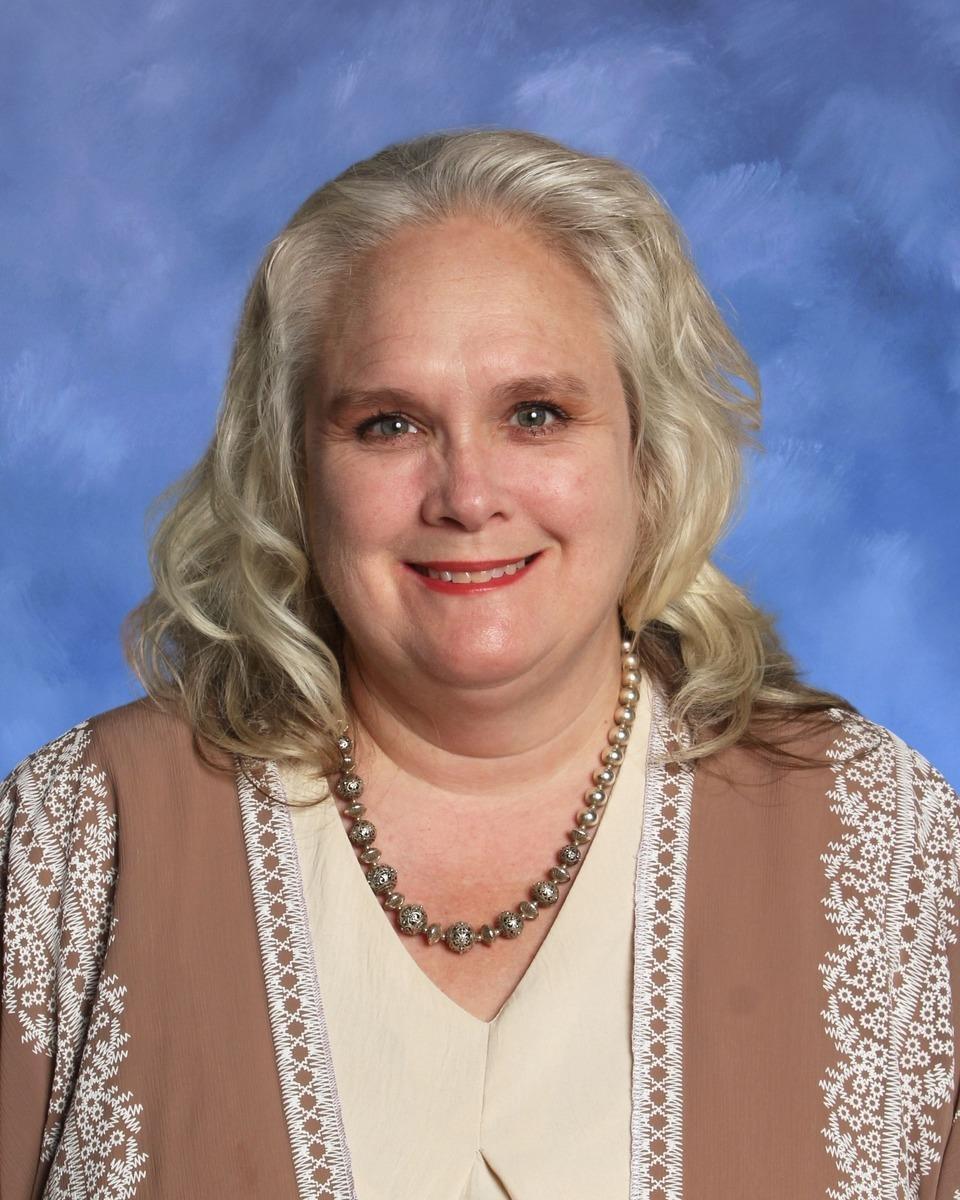 Leslie Sparkuhl