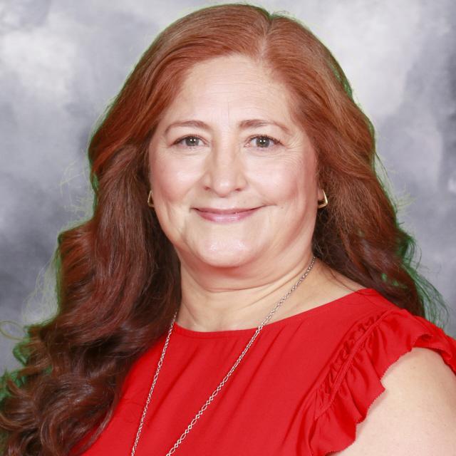 EsmeraldaRios's Profile Photo