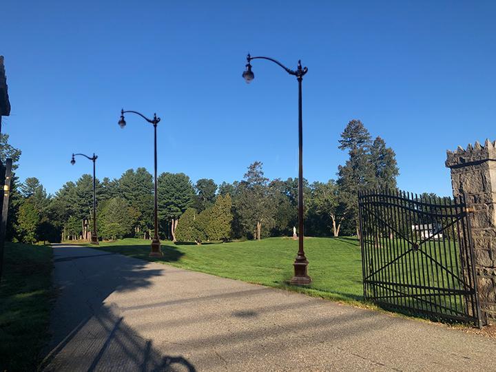 rendering of lights along driveway
