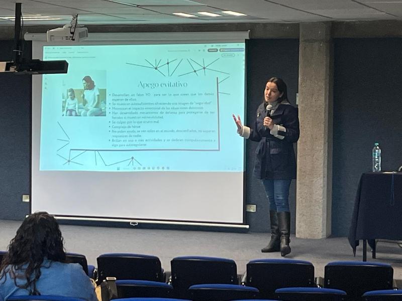 Charla sobre "Apego Seguro" con la Mtra. Beatriz Ramos Featured Photo