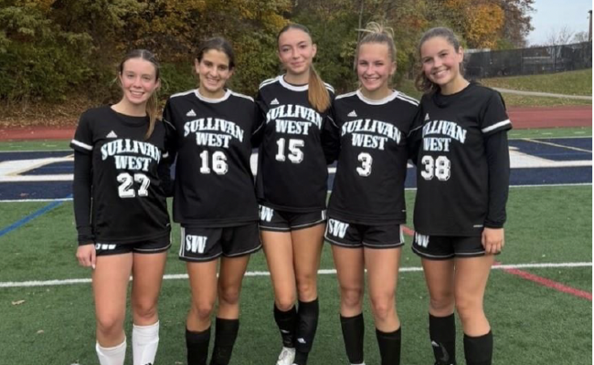 varsity girls soccer