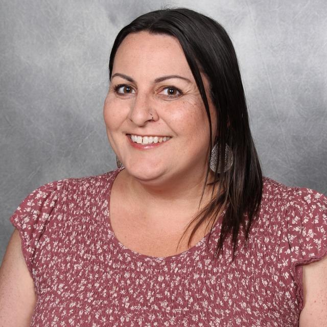 LauraGraves's Profile Photo