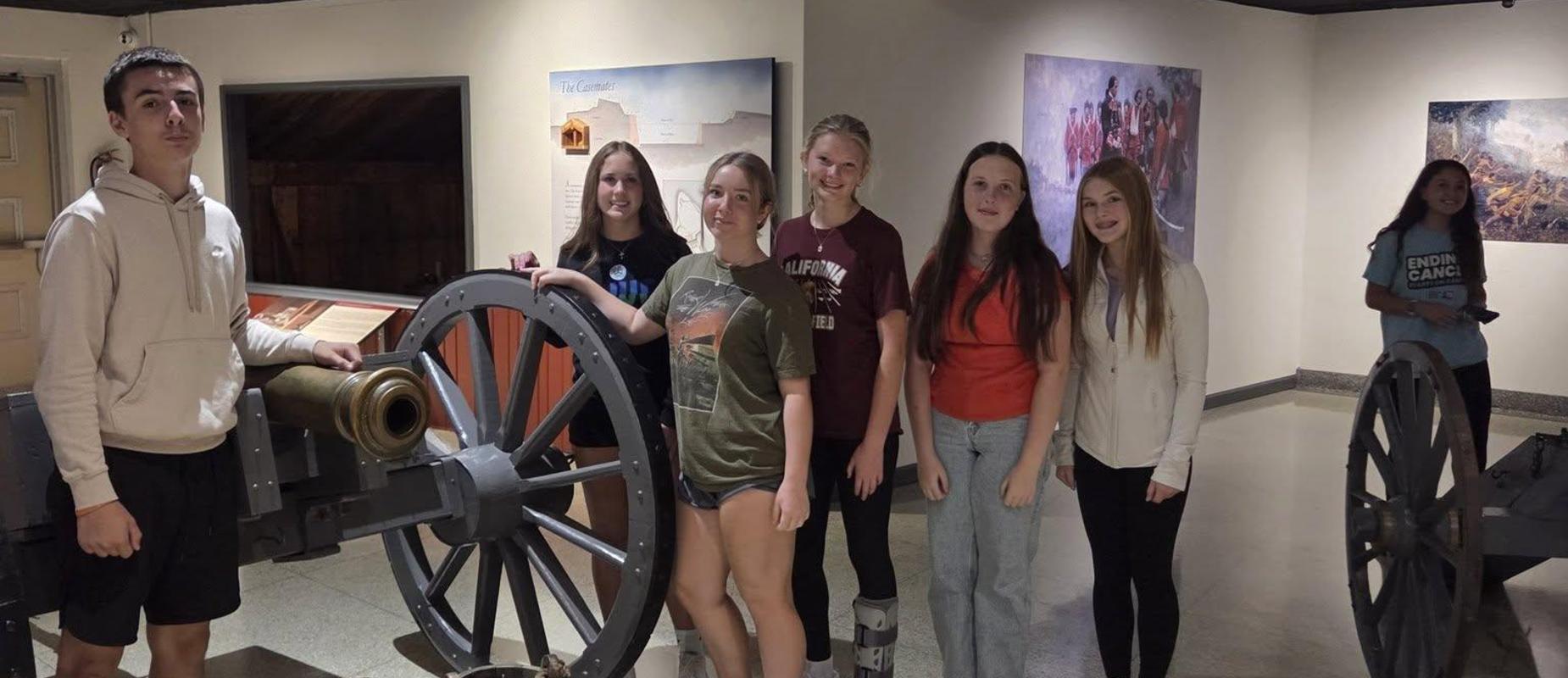 US/PA History I class students visited the Ft. Pitt Museuem - standing with a civil war cannon