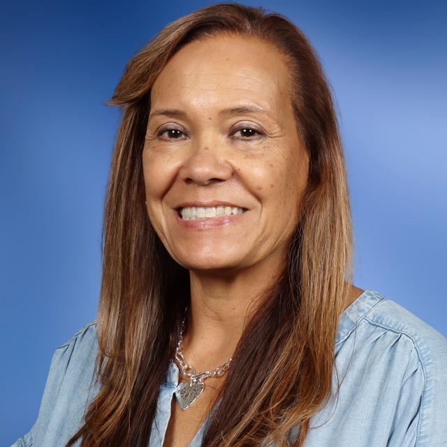 LindaHolguin's Profile Photo