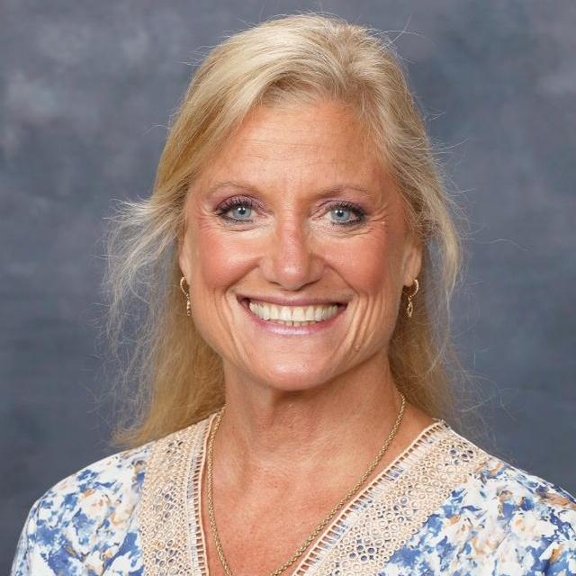 SandraDeas's Profile Photo
