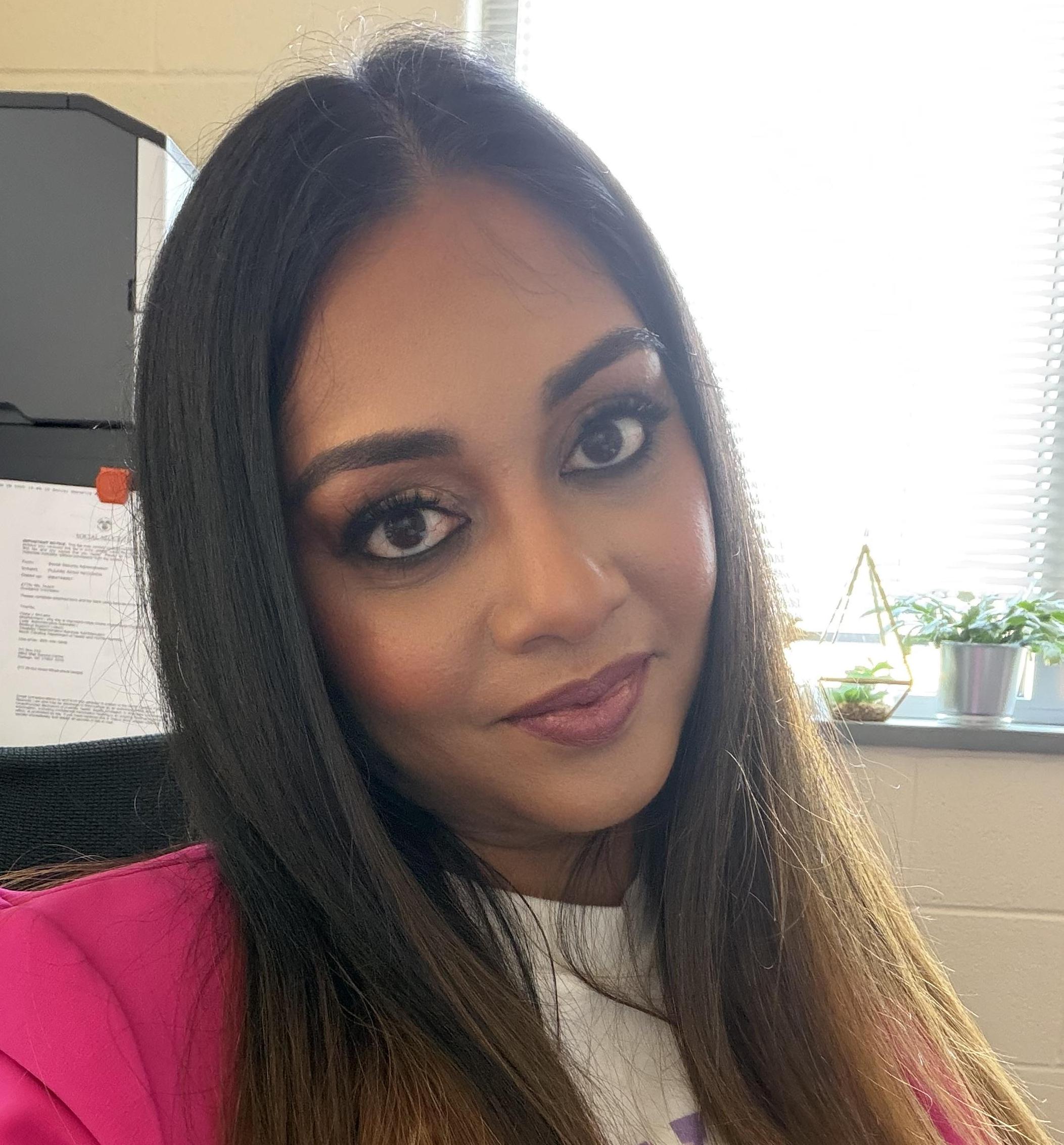 MonaRoach's Profile Photo