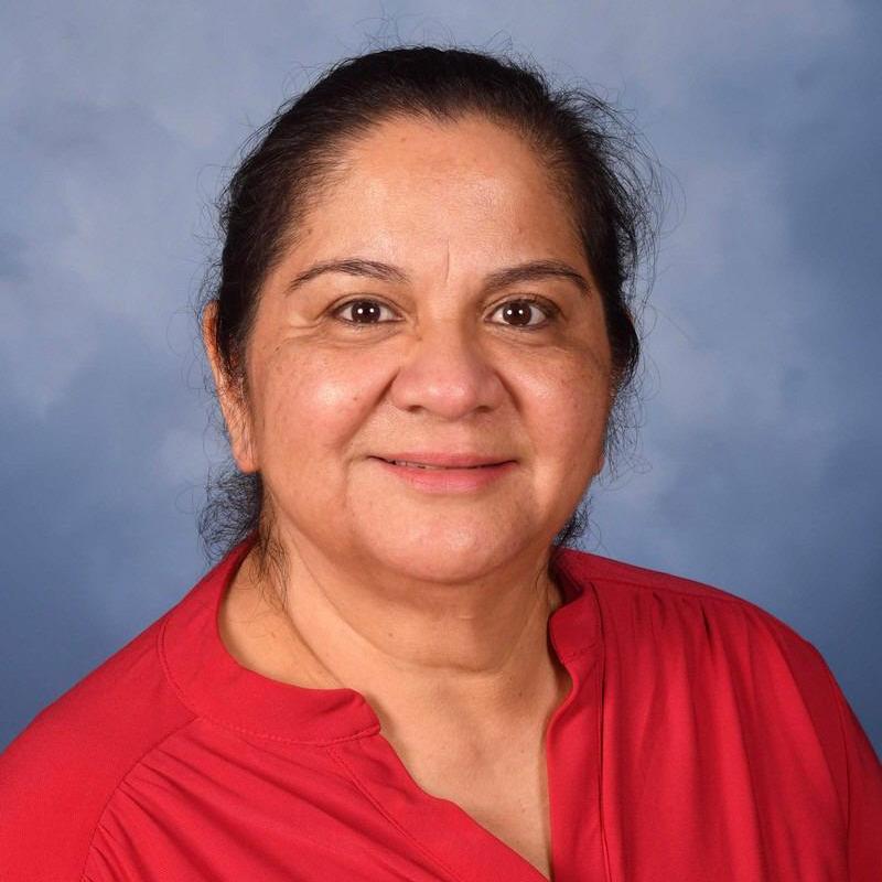 MirnaHernandez's Profile Photo