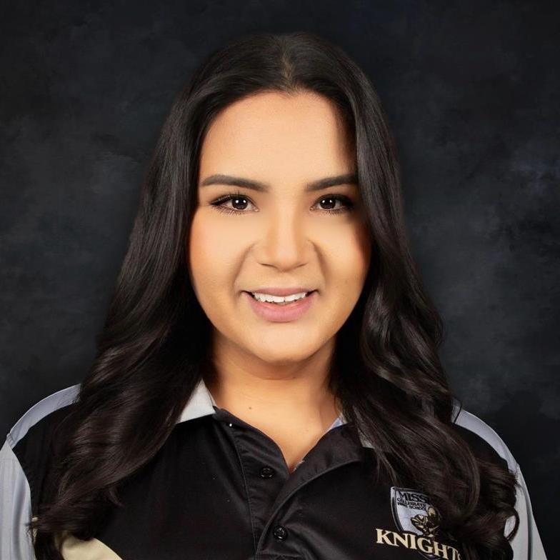 CrystalinFlores's Profile Photo