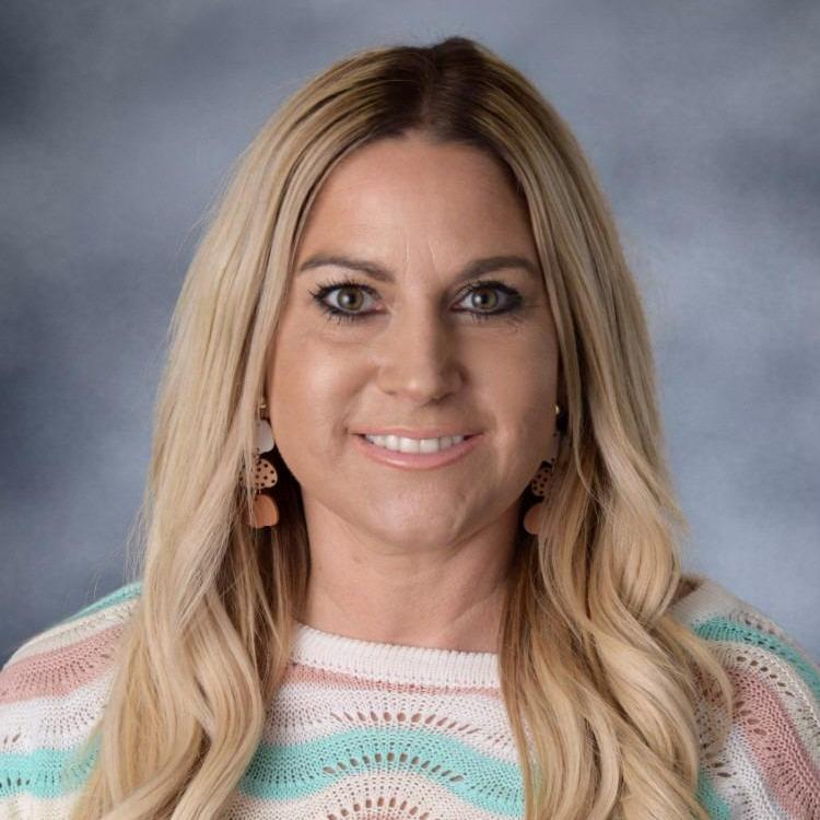 JanelleSchuette's Profile Photo