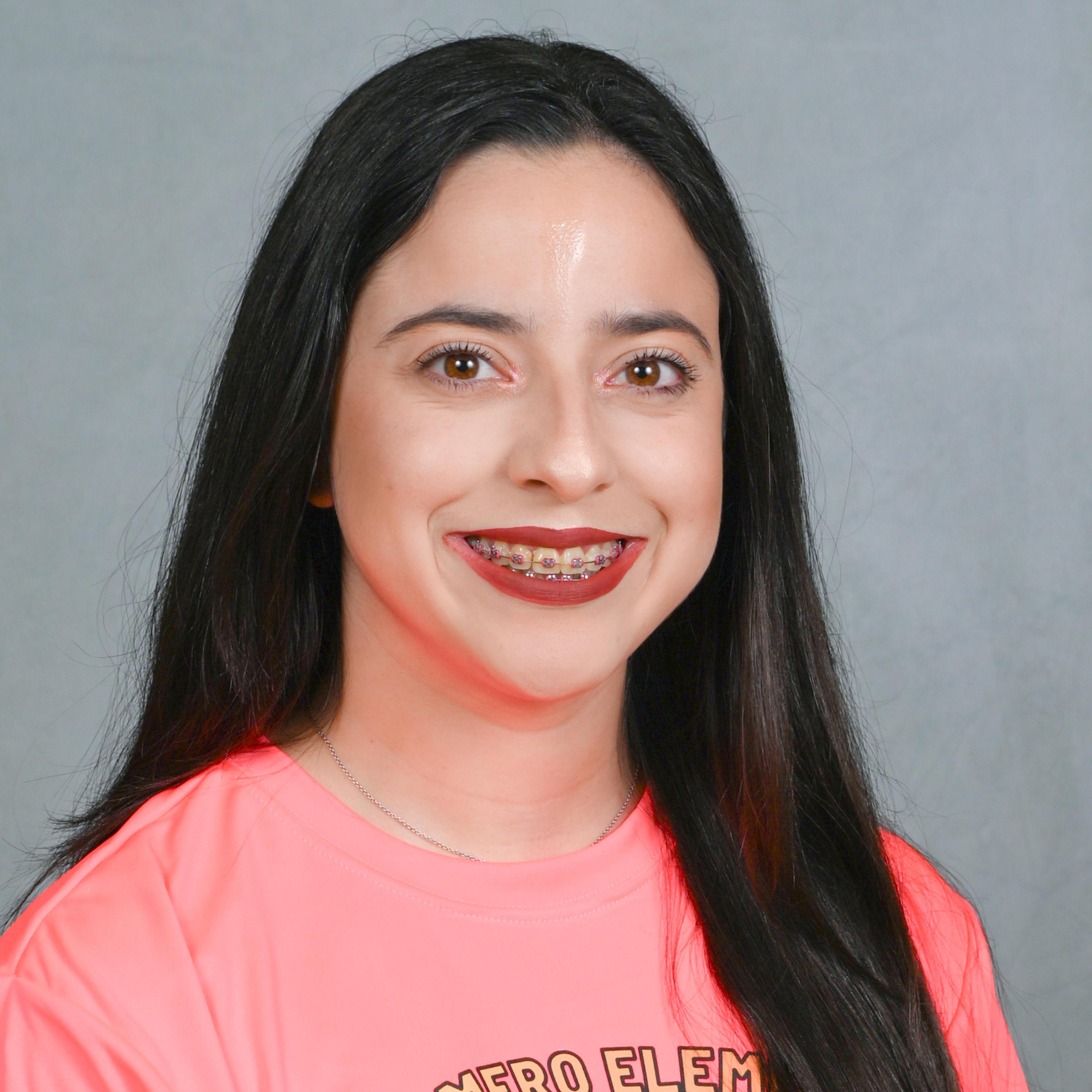 KarinaLlamas's Profile Photo