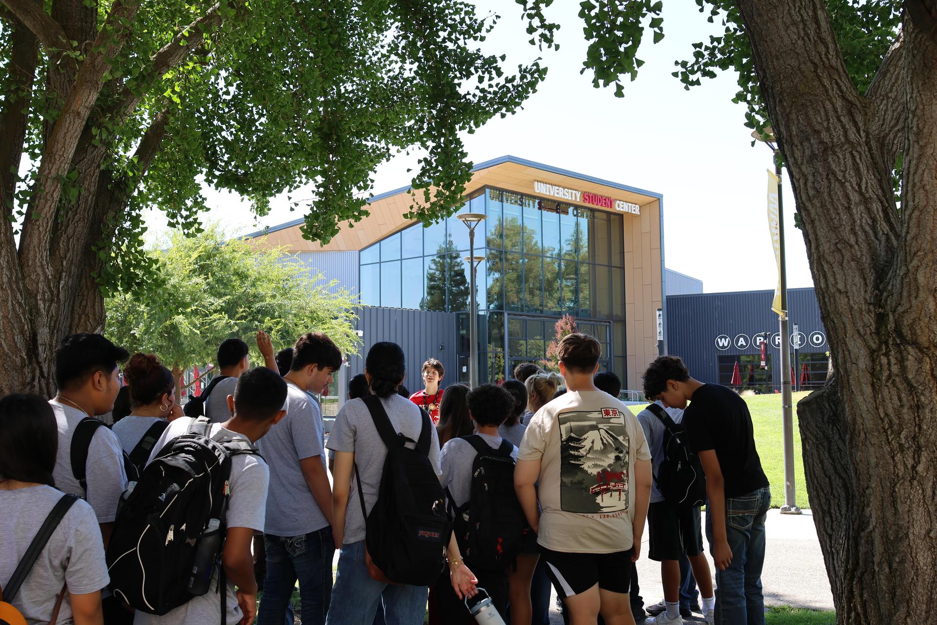 freshmen and staff participating in the summer bridge program