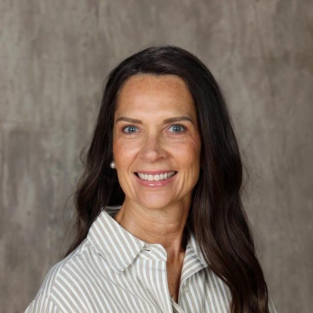 LisaRhodes's Profile Photo