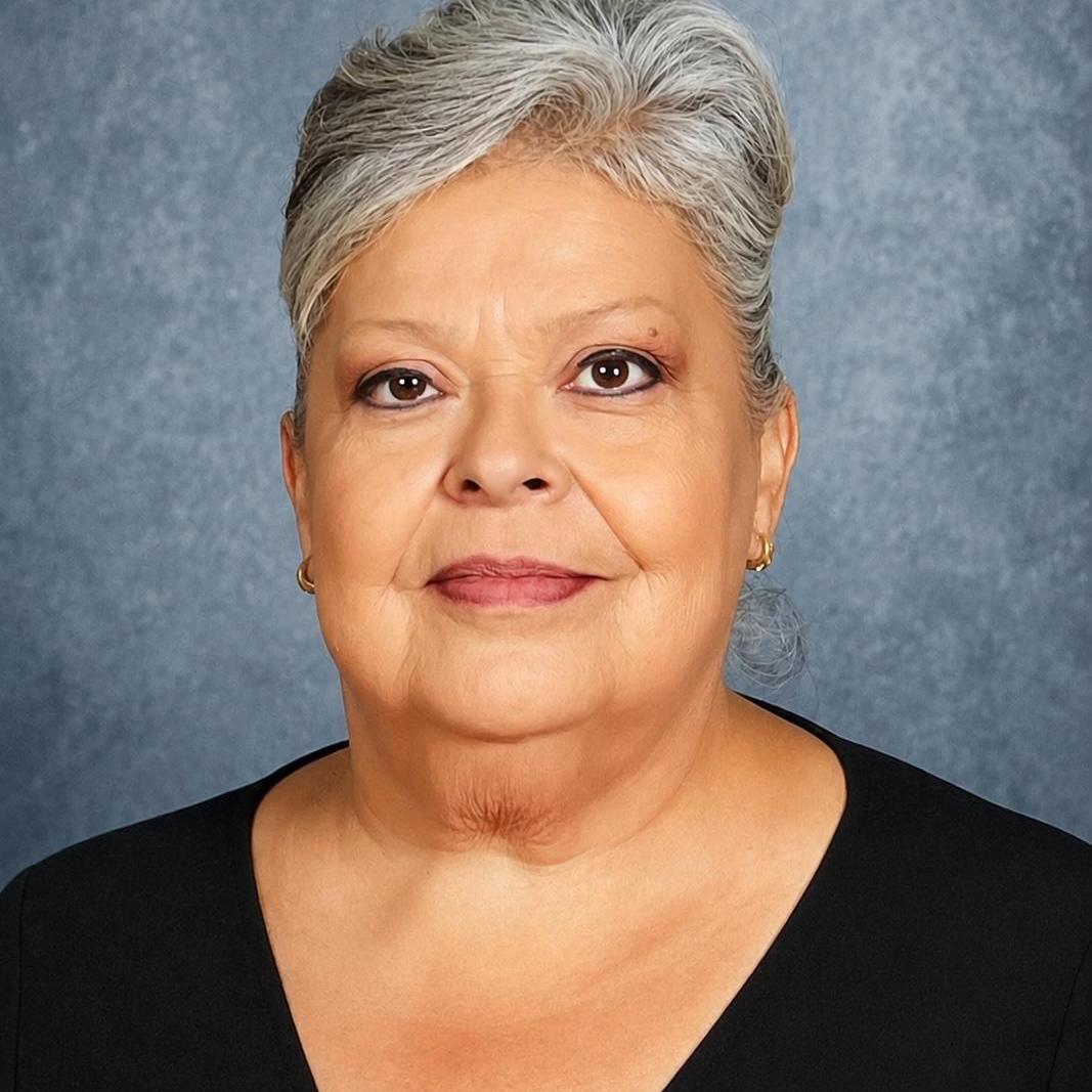 DianaCorral's Profile Photo