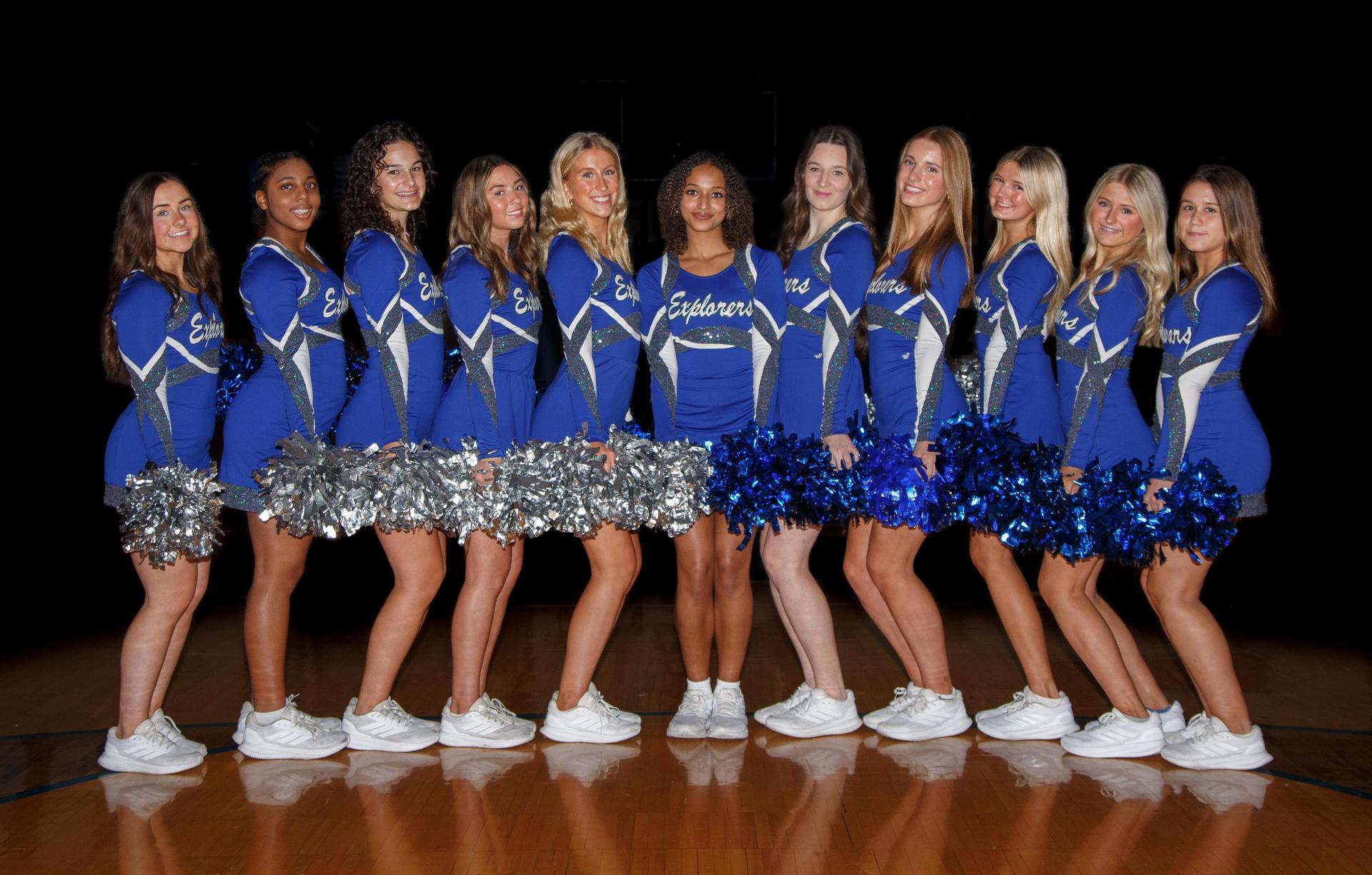 dance team group picture