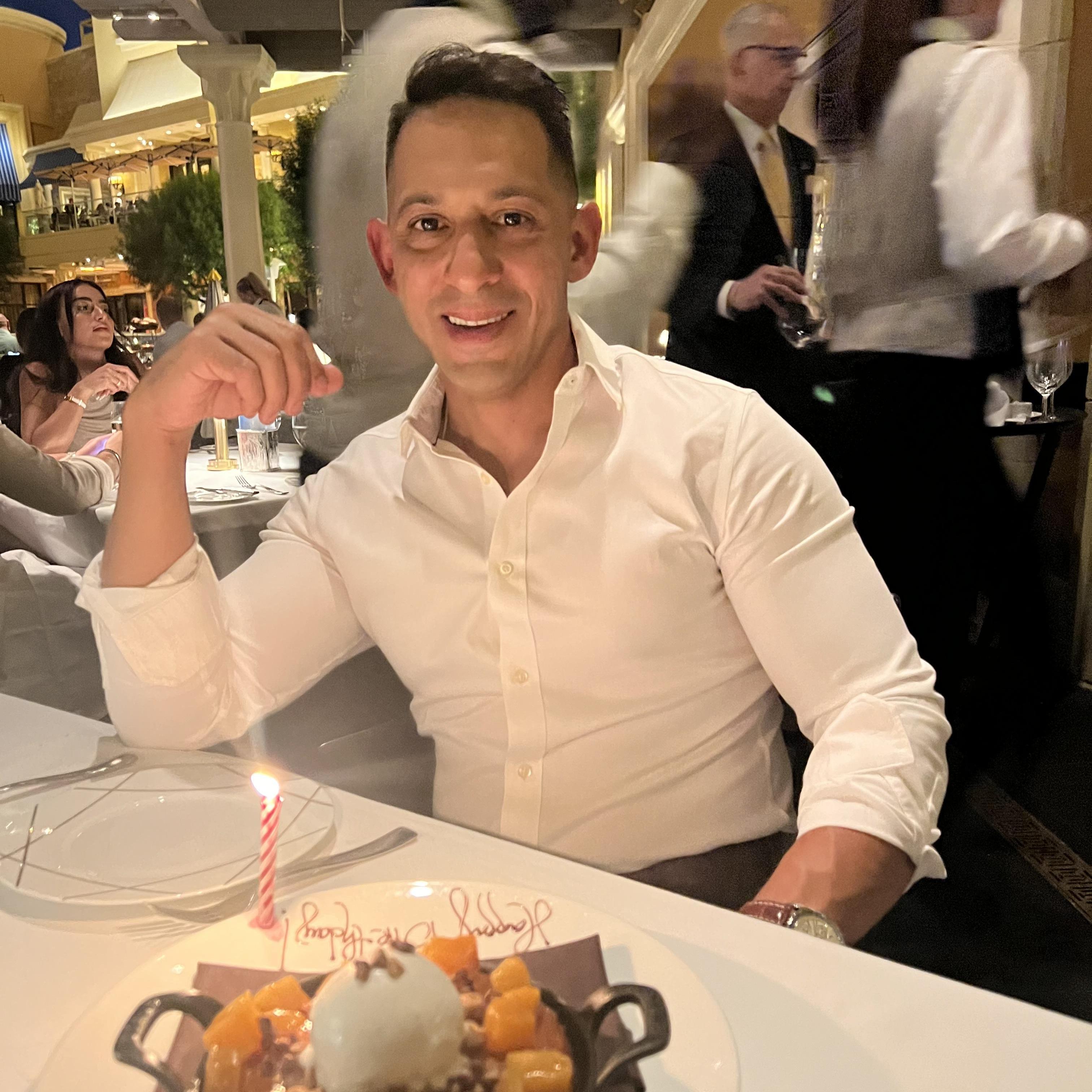 Carlos Quiros's Profile Photo