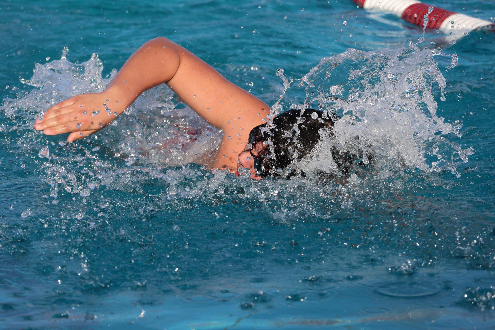 Isaiah Silveira swimming