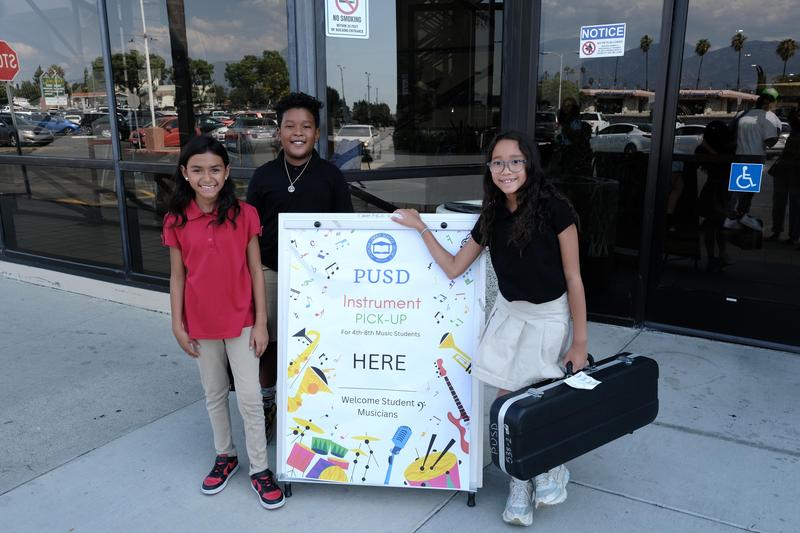 PUSD Instrument Pick up at the Village, 9/3/2025 - image for web news section