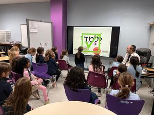 1G girls playing the Sheva game