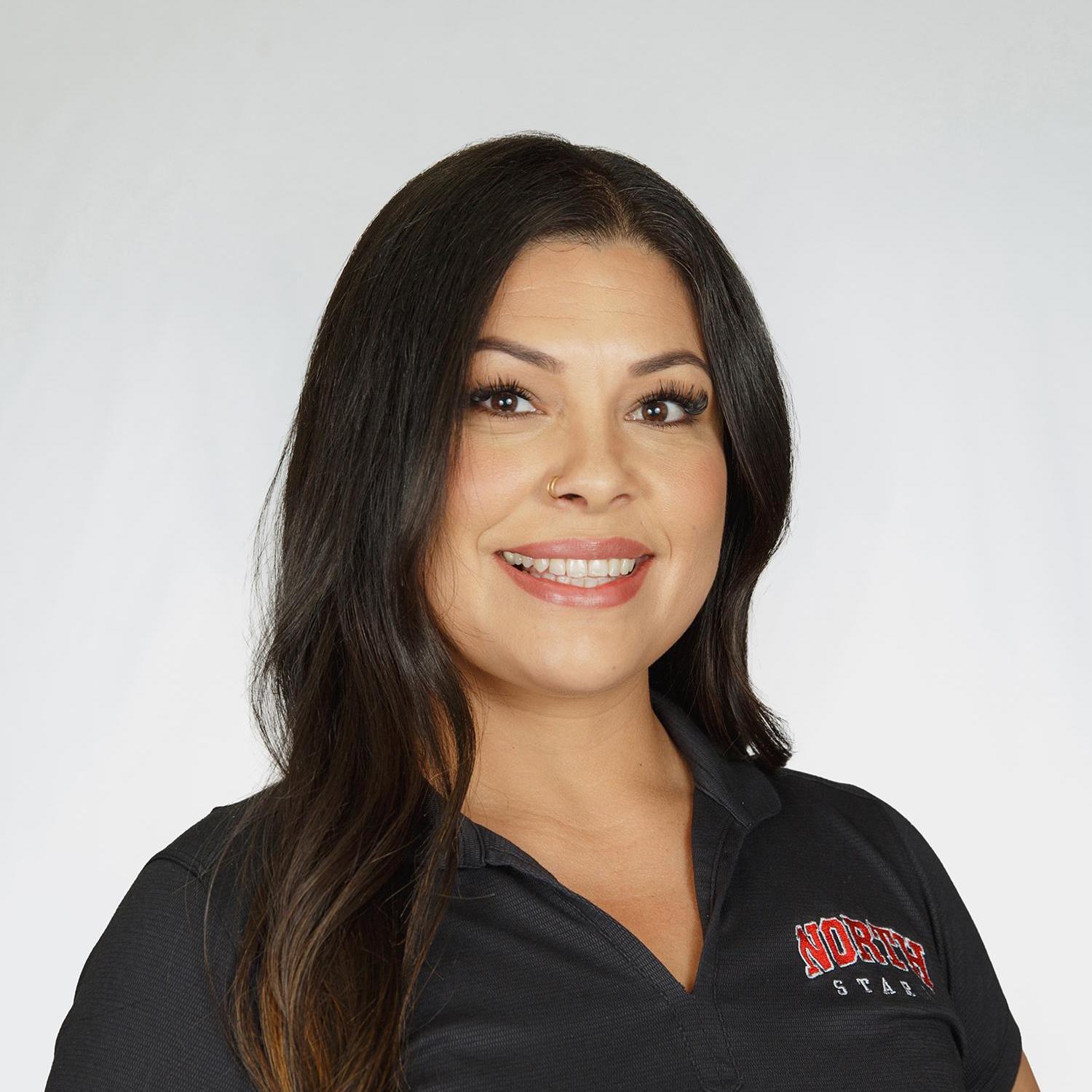 MoniqueVenegas's Profile Photo