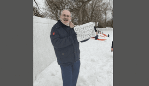 Copy of  26 adar dress up homepage.gif